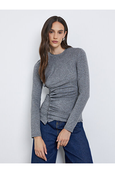 Styli Long Sleeves Asymmetric Hem Top with Ruched Detail