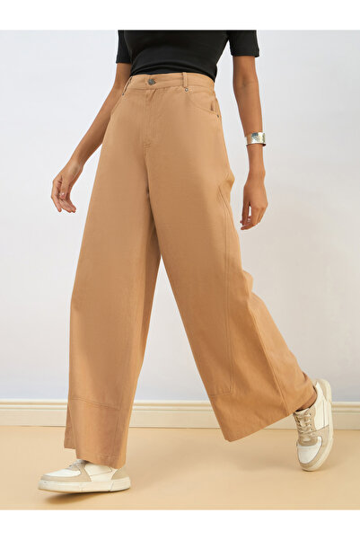 Sassafras By Styli Women Beige Twill Wide Leg Pants