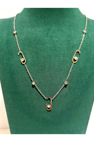 Monalisa Home قلادة فضية اللون فاخرة ذات تصميم أنيق على شكل حرف