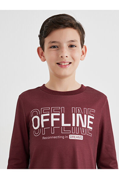 Styli Boys Red Slogan Print T-Shirt and Pyjama Set