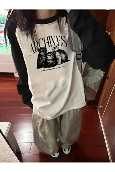 Toum Streetwear Design Raglan μακρυμάνικο μπλουζάκι με στάμπα σε λευκό χρώμα