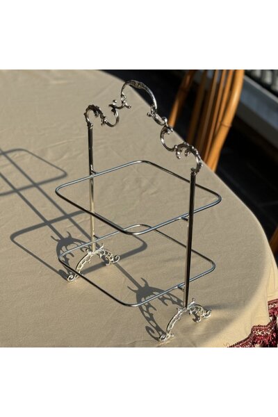 i love home glass Silver Square 2-Tier Presentation Stand
