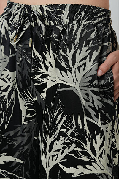 Orfeo Negro Women's Black Color Branch Patterned Wide Leg Elastic Waist Trousers