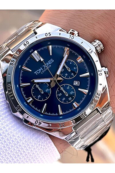 Tom Jones Men's Wristwatch with Steel Strap 3 Atm Water Resistant 2 Years Warranty Tje1.2389.7