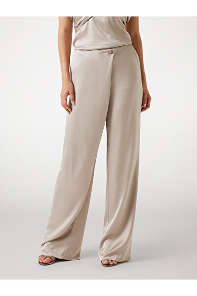 Guess Aretha Kadın Regular Fit Pantolon