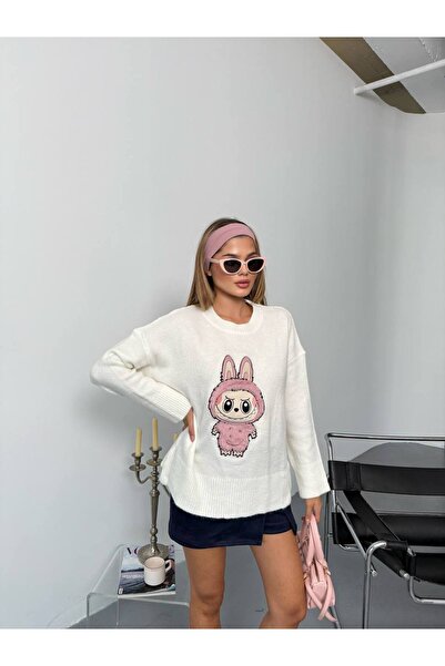LE CARAMBOLE Women's White Crew Neck Embroidery Detailed Knitwear Sweater