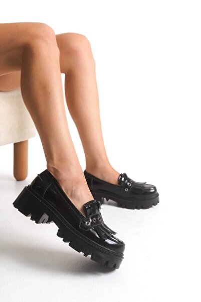 ERNİLA ALEXA Черни лачени дамски мокасини от естествена кожа