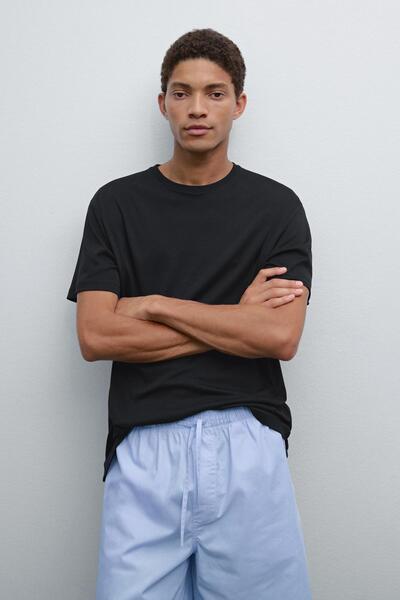 Massimo Dutti Kısa kollu pijama üstü ve çizgili pantolon