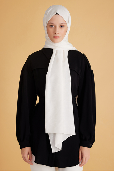 Belli Fresh Monogram Shawl 2-71