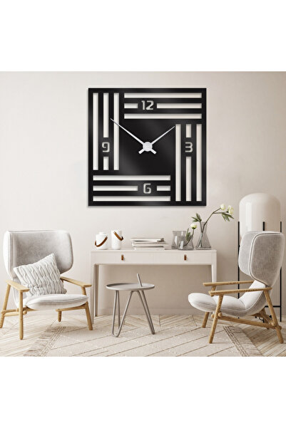 Marktna Distinctive wall clock made of glossy black acrylic