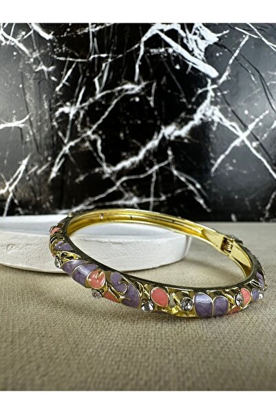 Mutenaura Enameled Handcuff Bracelet