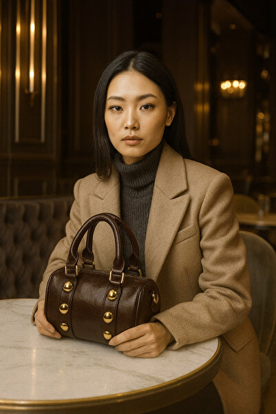 ESTUTE Luxury Gold Detailed Cylinder Hand and Shoulder Bag