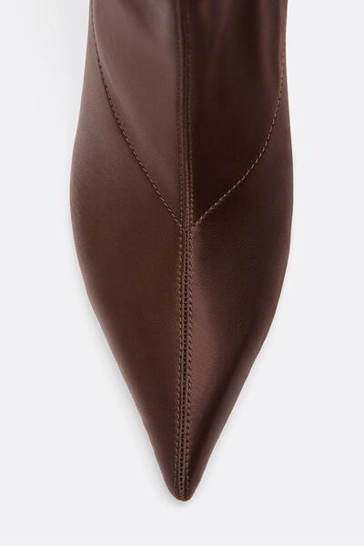 Stradivarius Streç Topuklu Bot