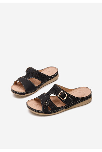 B T Shoes Černé zdravotní pantofle Skena