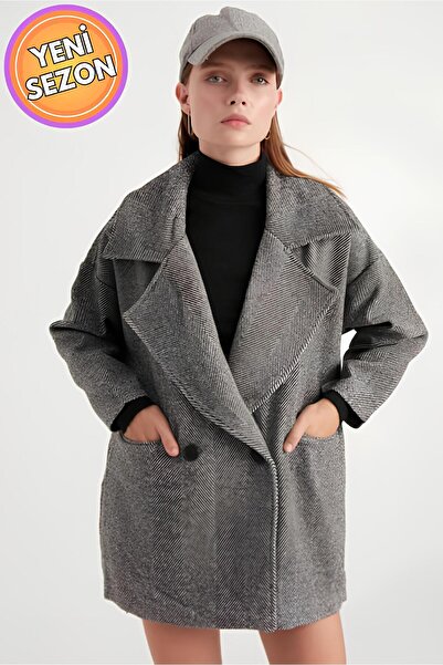 Lemajh Balıksırtı Siyah Kruvaze Yaka Düğmeli Kaşe Kaban