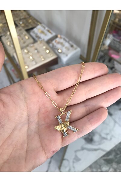 the ASEL İNCİ قلادة حرف K مرصعة بالأحجار مع تفاصيل النحلة الفولاذية (حرف K)