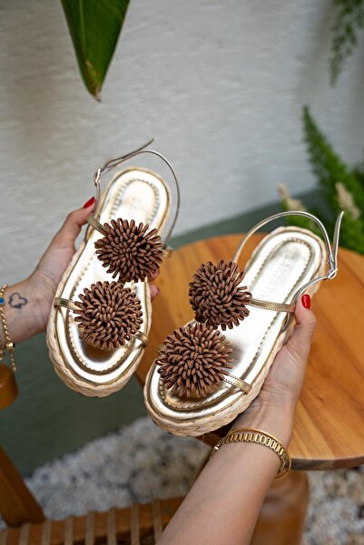 LamintaGlobal Coky Gold Floral Detailed Straw Women's Sandals