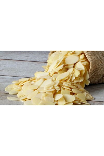 Nuts لوز مقطع (1 كجم)