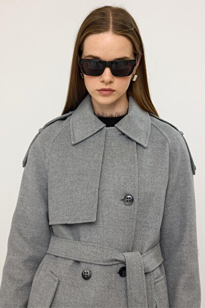 Olcay Reglan Sleeve Epaulet and Cape Detailed Cashmere Coat Gray 3131