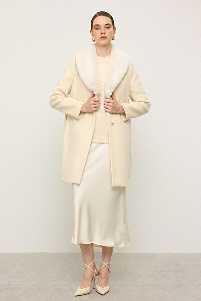 Olcay Shawl Collar Fur Belted Coat Ecru 3093