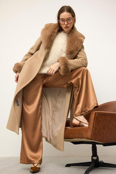 Olcay Long Coat with Detachable Fur Collar and Sleeves A.Kamel 3088