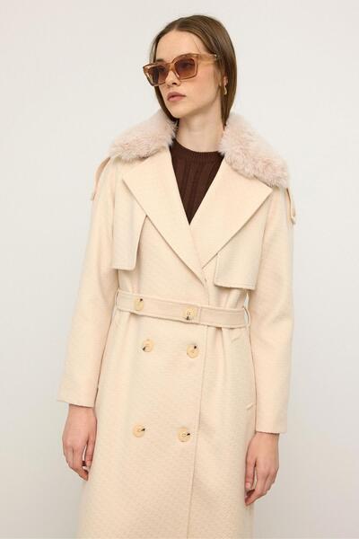 Olcay Abnehmbarer Pelzmantel mit selbstmuster, Limited Edition, CREME 3127