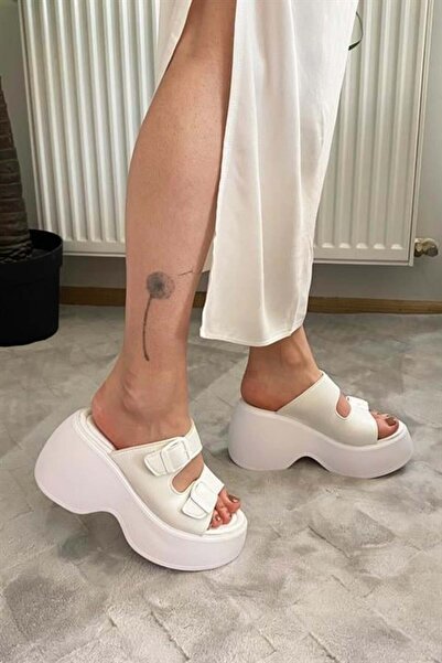 Les Passent Women's White Two Buckle Thick Sole Orthopedic Sandals K-3040