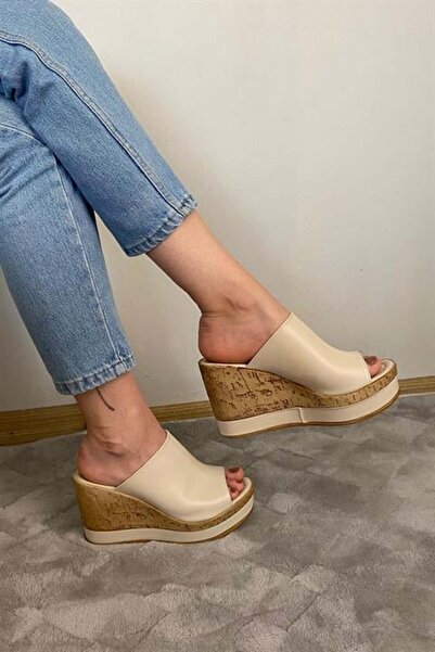 Les Passent Women's Beige Leather 10 cm Padded Cork Sole Ribbon Wrapped Slippers K-500