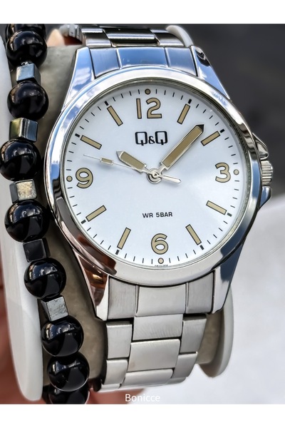 Q&Q Men's Wristwatch, Silver Steel Band with Numbers, 5 Atm Water Resistant, Bracelet Gift