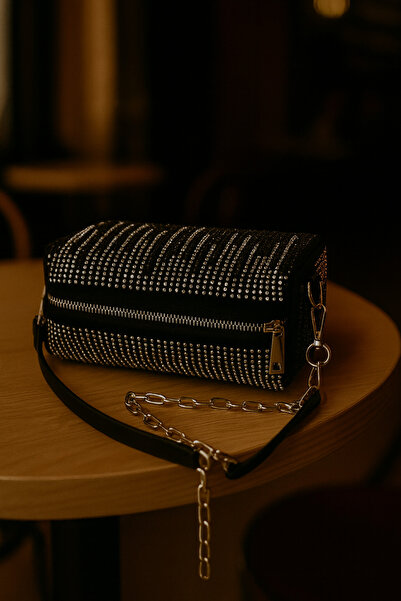 ESTUTE Lüks Taş Detaylı Zincir Askılı Gece Çantası