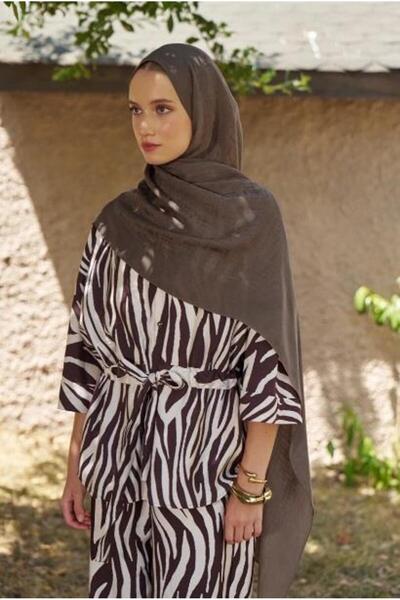 ED Scarf شال بنمط شعار ويلنس 01103025-بني