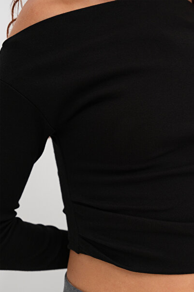 Addax Boat Neck Modal Blouse B18534