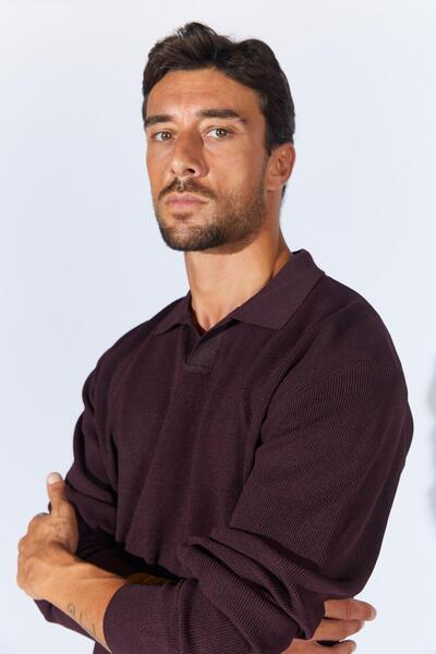 TENA Ανδρικό βασικό πλεκτό πουλόβερ με λαιμόκοψη σε σχήμα V και ριμπέρι σε μπορντό χρώμα