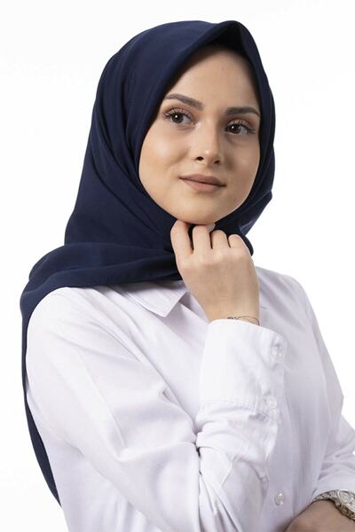ALLURİNG THE BETTER ONE وشاح نسائي من الحرير المديني باللون الأزرق الداكن