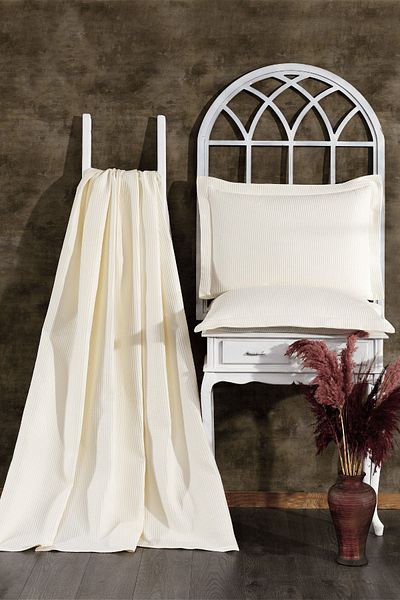 Luvana Home 3 Piece Cotton Duffle Pique Bedspread and Decorative Pillowcase Set Cream