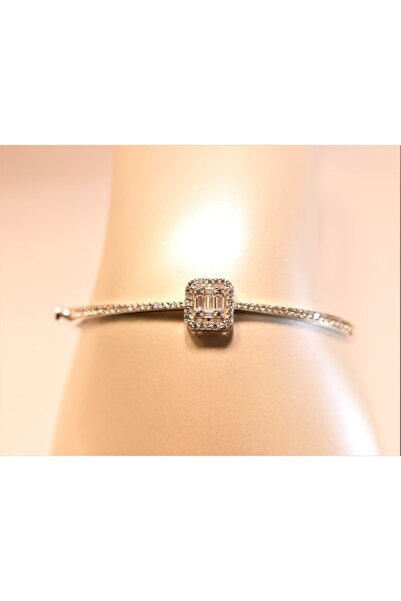 Güler Kuyumculuk Kadın Beyaz Altın Baget Taşlı Kelepçe