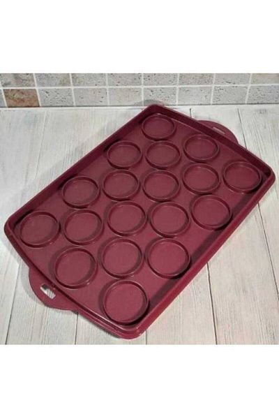 Tupperware Claret Red Cake Pastry Serving and Fan