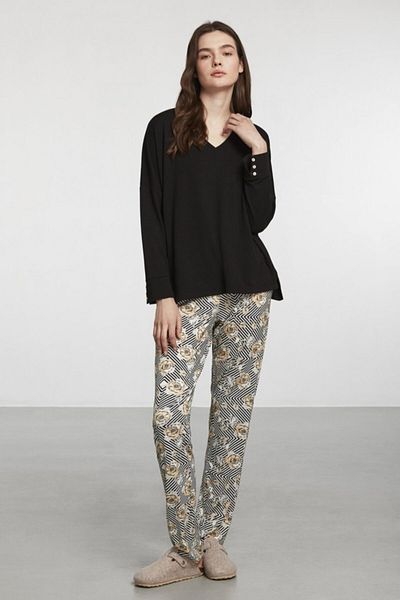 Penyemood Set pijama neagră tricotată cu decolteu în V