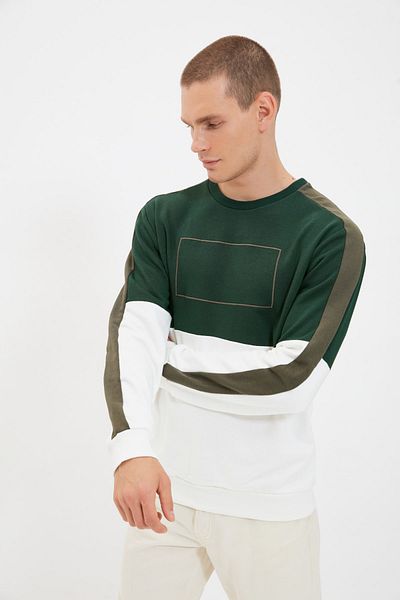 Trendyol Collection Green Long Sleeve Crew Neck Sweatshirt - Regular Fit TMNSS20SW0171