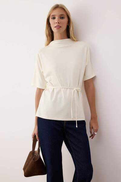 Trendyol Collection Ecru Tie Detail Regular/Normal Fit Knitted Blouse Twoaw26Bz00174