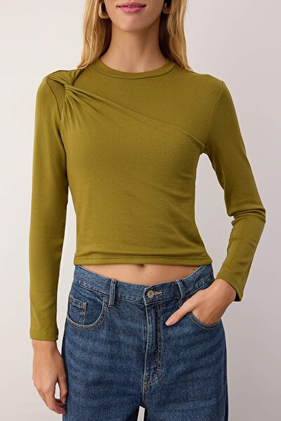 Trendyol Collection Khaki Viscose Content Shoulder Twist Detail Body Fitting Stretchy Knitted Blouse Twoaw26Bz00154