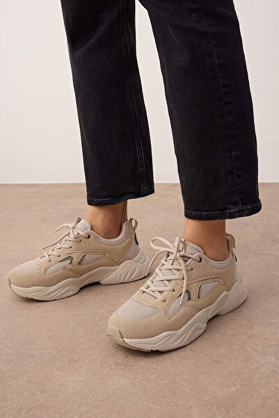TRENDYOL SHOES Béžová kontrastní pohodlná podrážka robustní dámská sportovní obuv TAKAW26SN00023