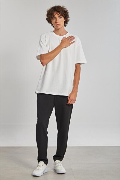 BARRELS AND OIL Basic t-shirt - ecru