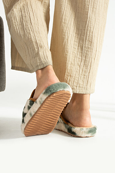 Moda Devrin Haki Alacalı Yünlü Kışlık Terlik