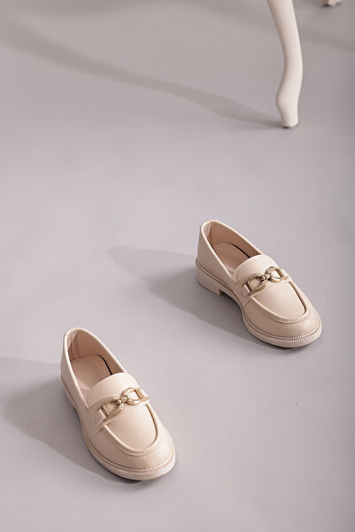 ermin Krem Kadın Loafer Makosen Zincir Detaylı Rahat Günlük Ayakkabı Şık Klasik Model Yumuşak Taban