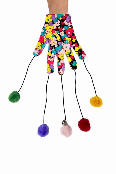 Miyav Magic Glove Pompom Cat Fishing Rod – Heart Patterned Sound Cat Toy