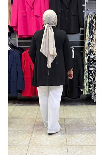 Sevda Kılınç Large Size Striped Crepe Fabric Trousers