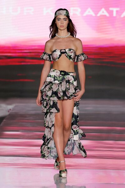 Nur Karaata Bloom Marigold Set