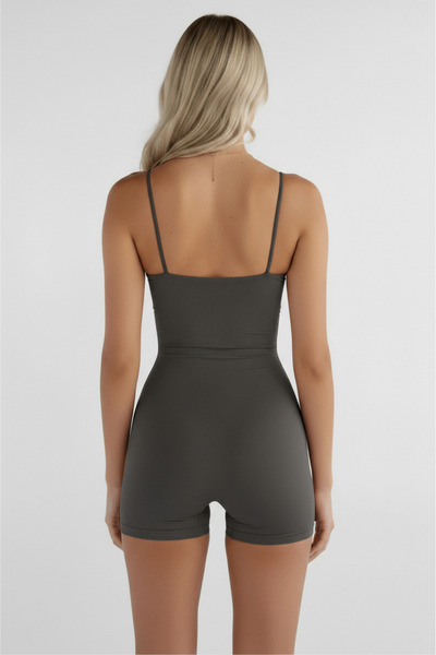 Thestiluxe Sportovní šortky StrapCatcher Overal