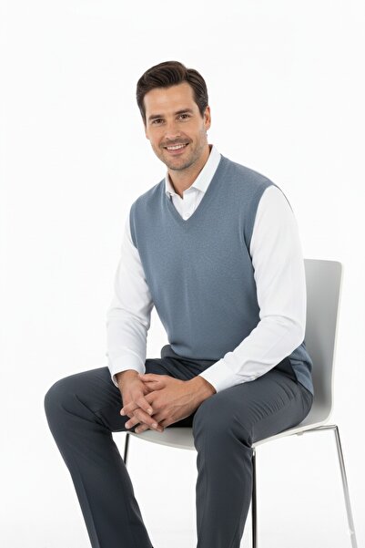 Oppland Men's V-Neck Solid Color Classic Model Comfortable Cut Full Pattern Thin Wool Woven Sweater